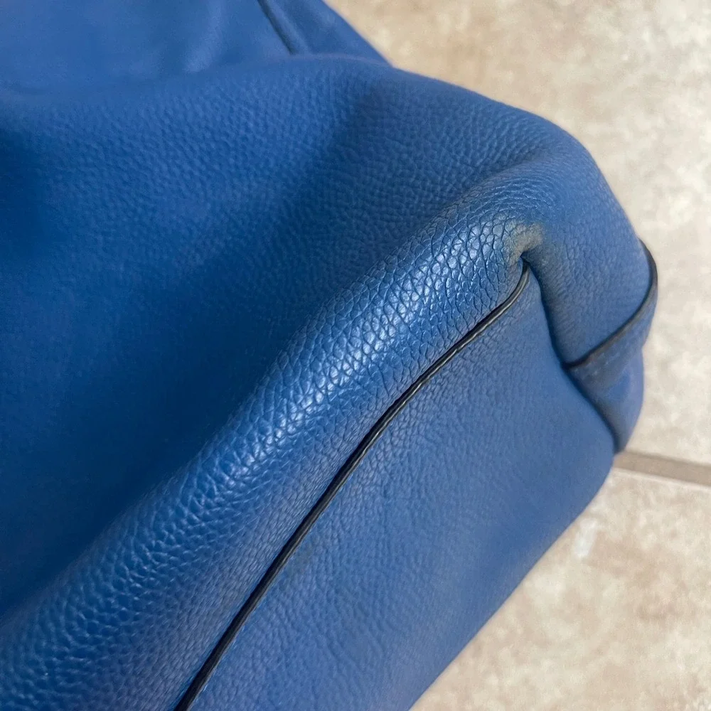 Coach Cobalt Blue Pebbled Leather Tote Bag Large Shoulder Bag  no hang tag